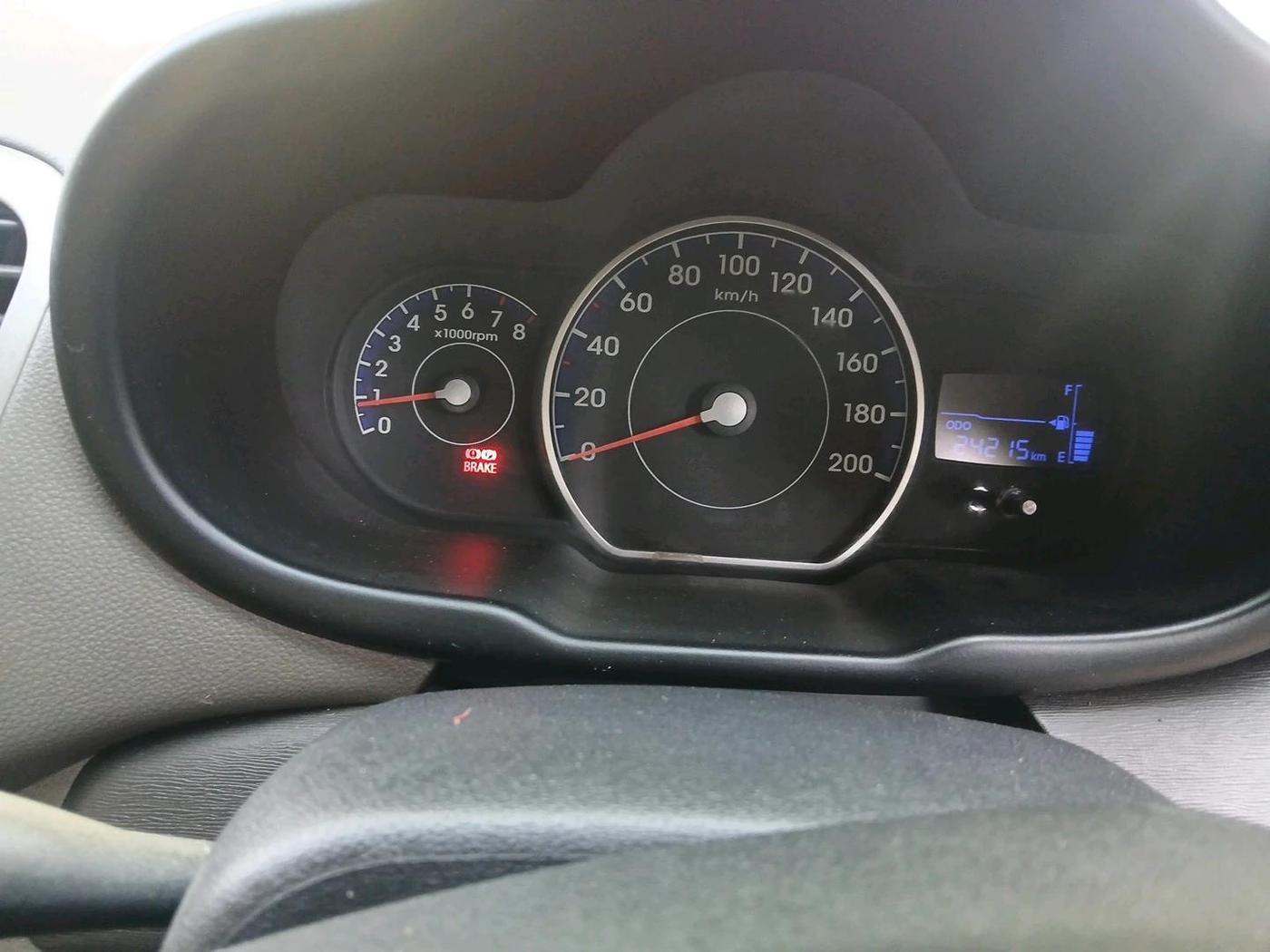 2011 Hyundai i10 MAGNA 1.2, Petrol, Manual, 26,000 km, interior