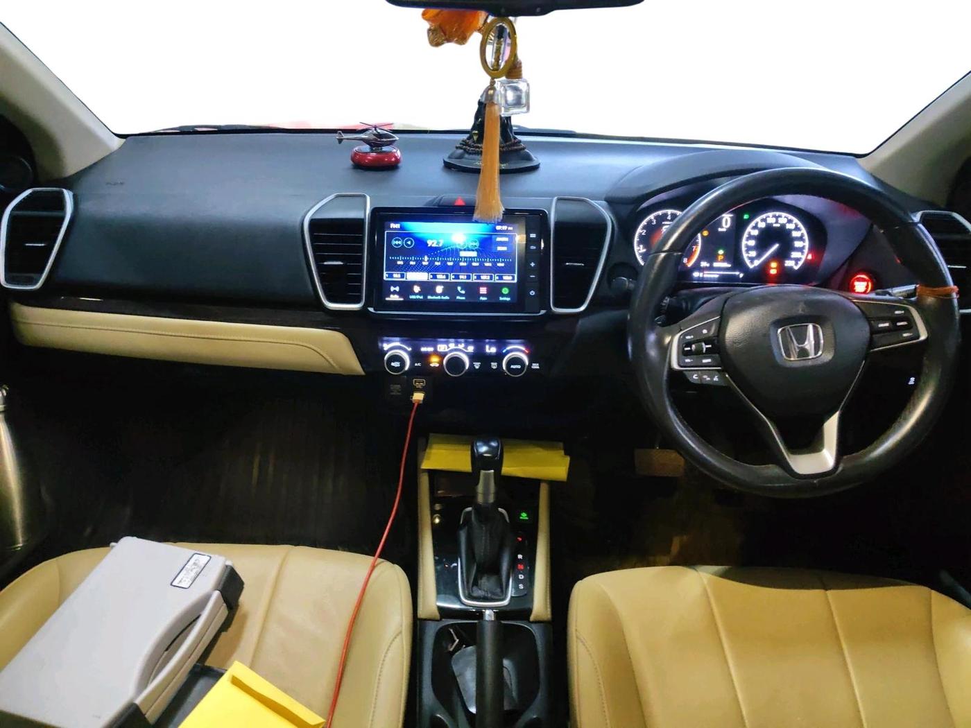 2022 Honda City 1.5L I-VTEC ZX CVT, Petrol, Automatic, 37,025 km, interior