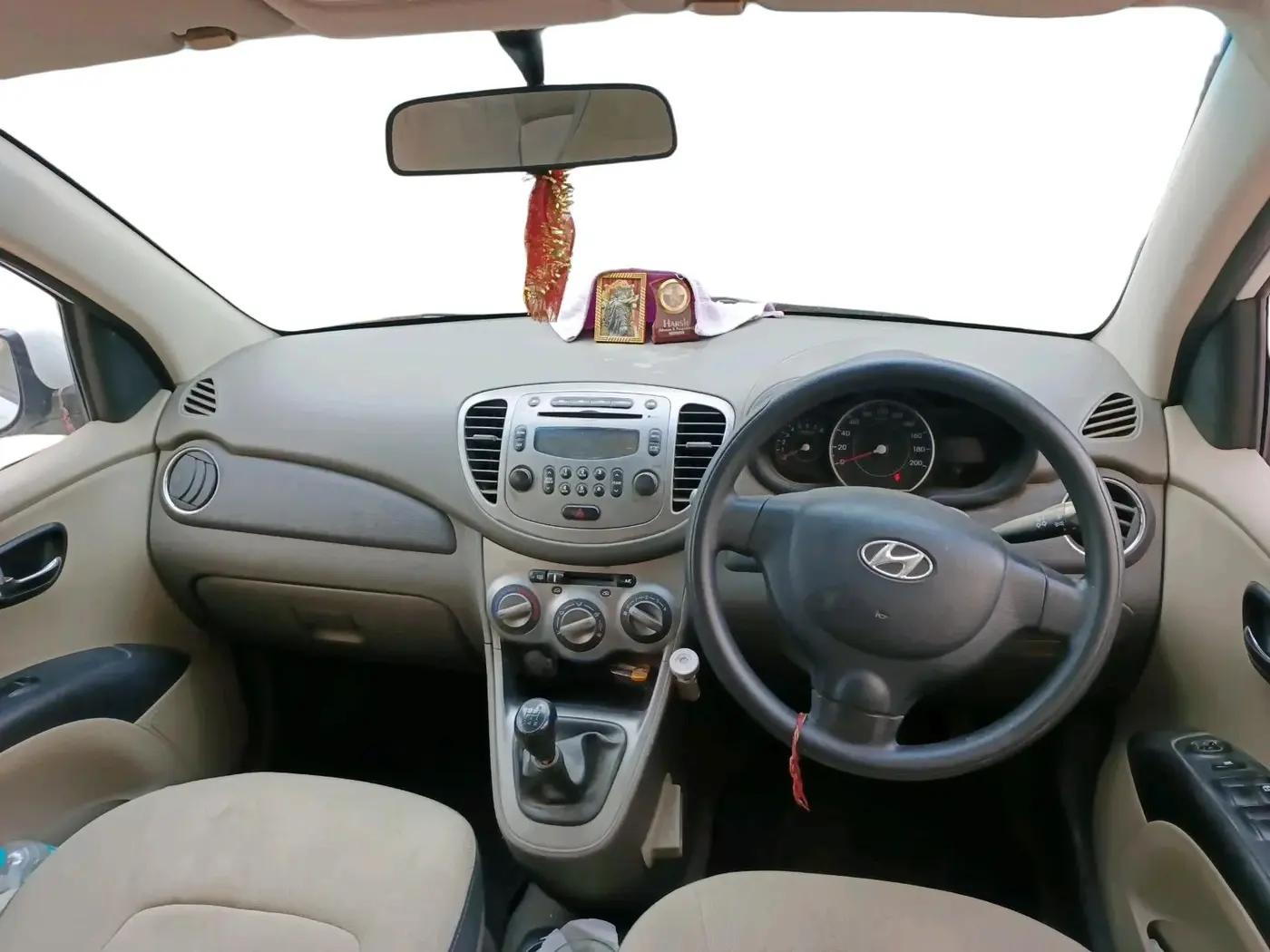 2011 Hyundai i10 SPORTZ 1.2, Petrol, Manual, 61,235 km, interior