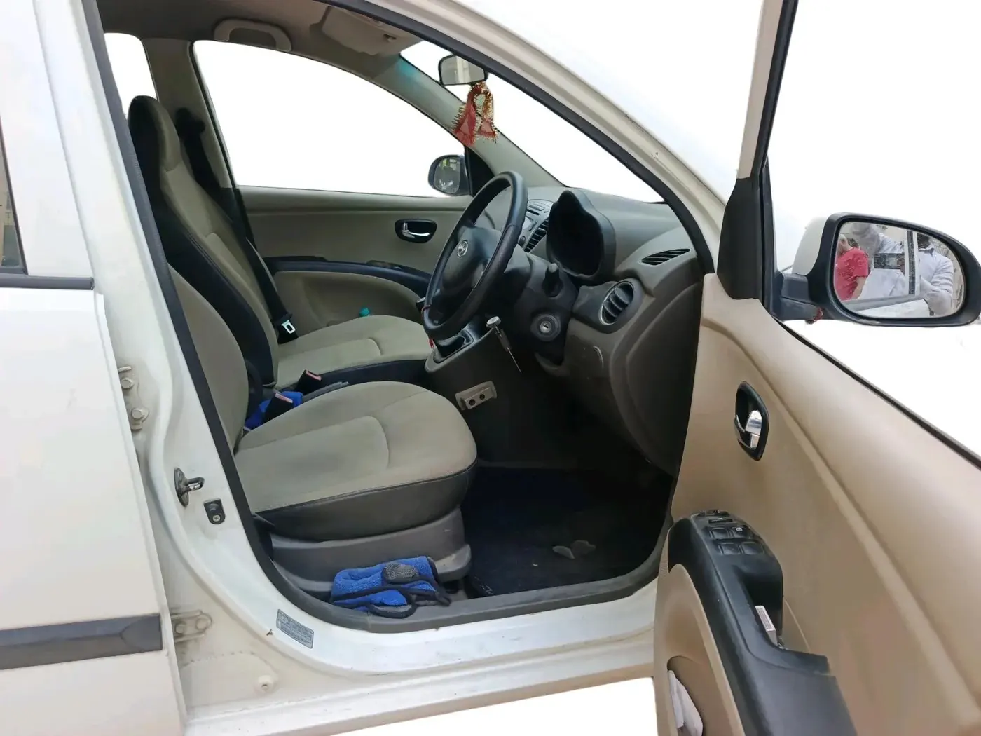 2011 Hyundai i10 SPORTZ 1.2, Petrol, Manual, 61,235 km, interior