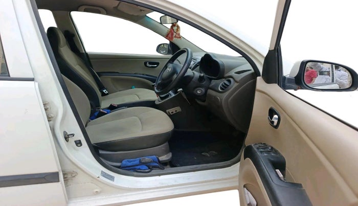 2011 Hyundai i10 SPORTZ 1.2, Petrol, Manual, 61,235 km, interior