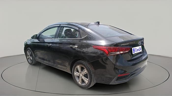 2018 Hyundai Verna 1.6 VTVT SX, CNG, Manual, 70,743 km, exterior