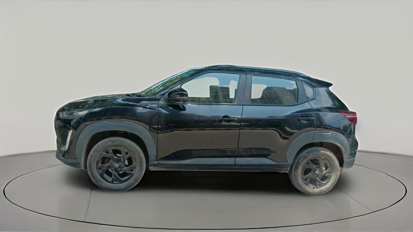 2024 Nissan MAGNITE Kuro Edition 1.0  MT , Petrol, Manual, 20,803 km, exterior