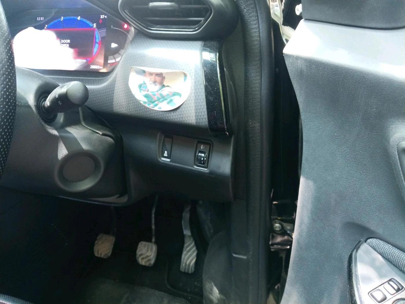 2024 Nissan MAGNITE Kuro Edition 1.0  MT , Petrol, Manual, 20,803 km, interior