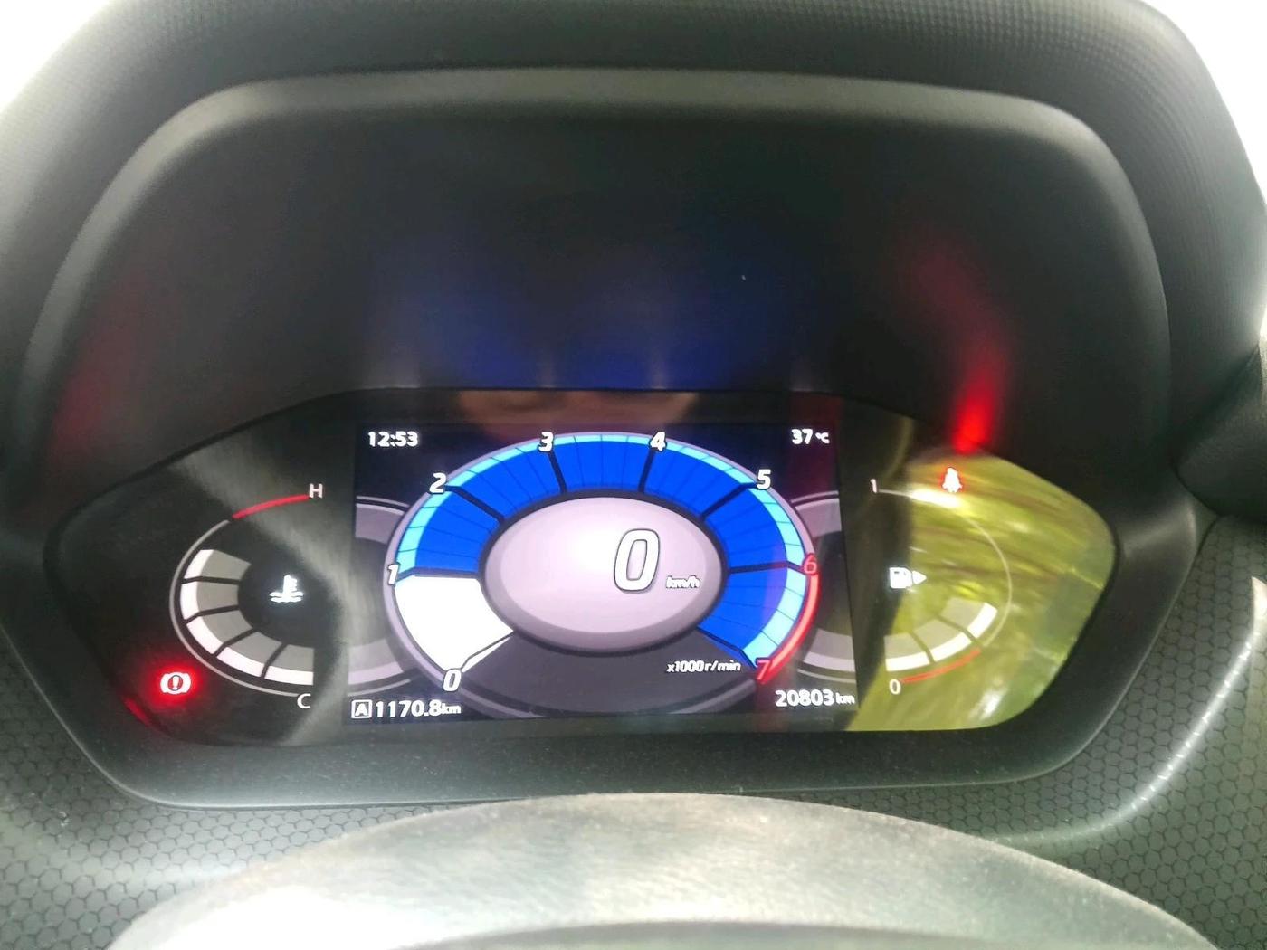 2024 Nissan MAGNITE Kuro Edition 1.0  MT , Petrol, Manual, 20,803 km, interior