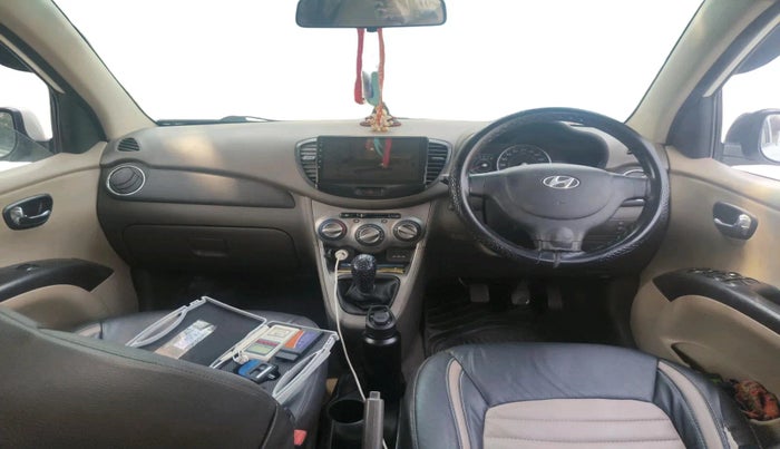 2013 Hyundai i10 SPORTZ 1.2, Petrol, Manual, 75,304 km, interior