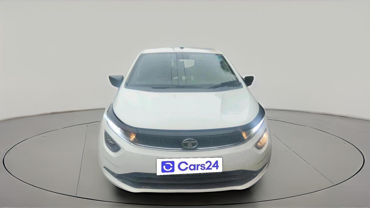 2023 Tata ALTROZ XT PETROL, Petrol, Manual, 24,834 km, exterior