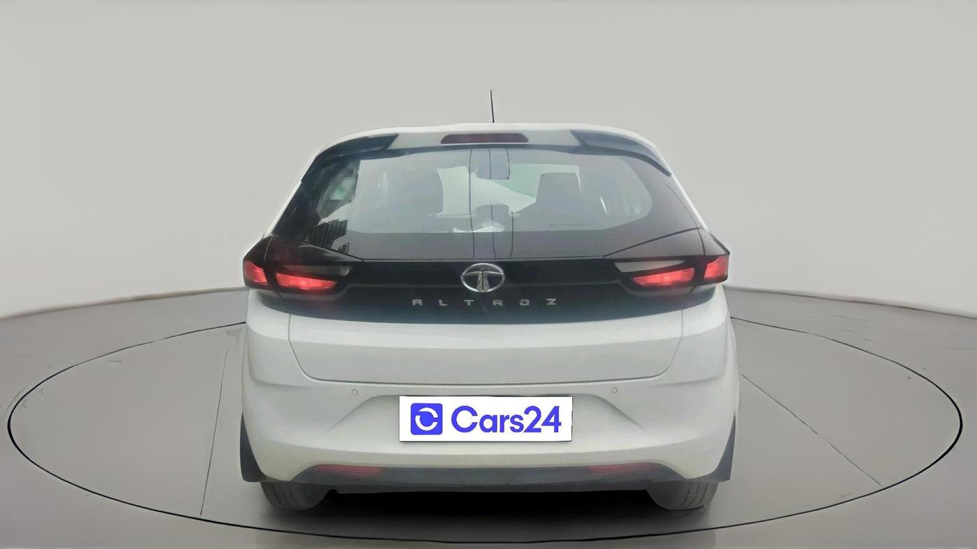2023 Tata ALTROZ XT PETROL, Petrol, Manual, 24,834 km, exterior