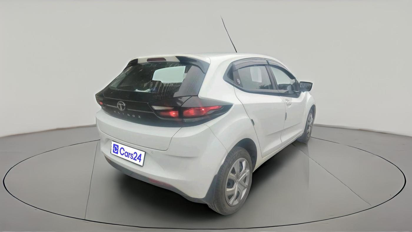 2023 Tata ALTROZ XT PETROL, Petrol, Manual, 24,834 km, exterior