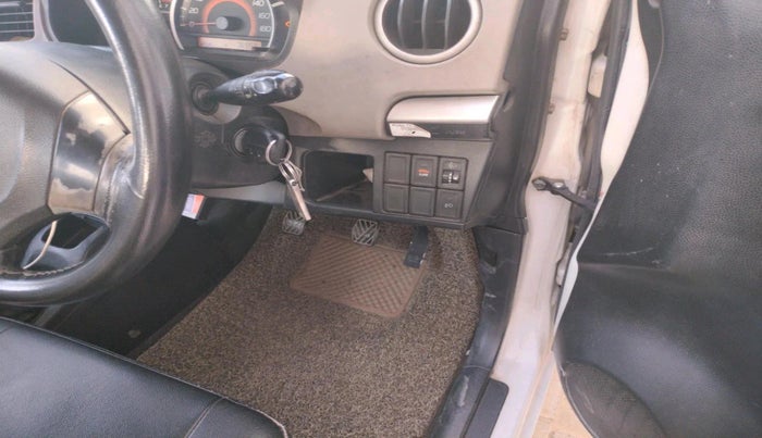 2013 Maruti Wagon R 1.0 VXI, Petrol, Manual, 76,956 km, interior