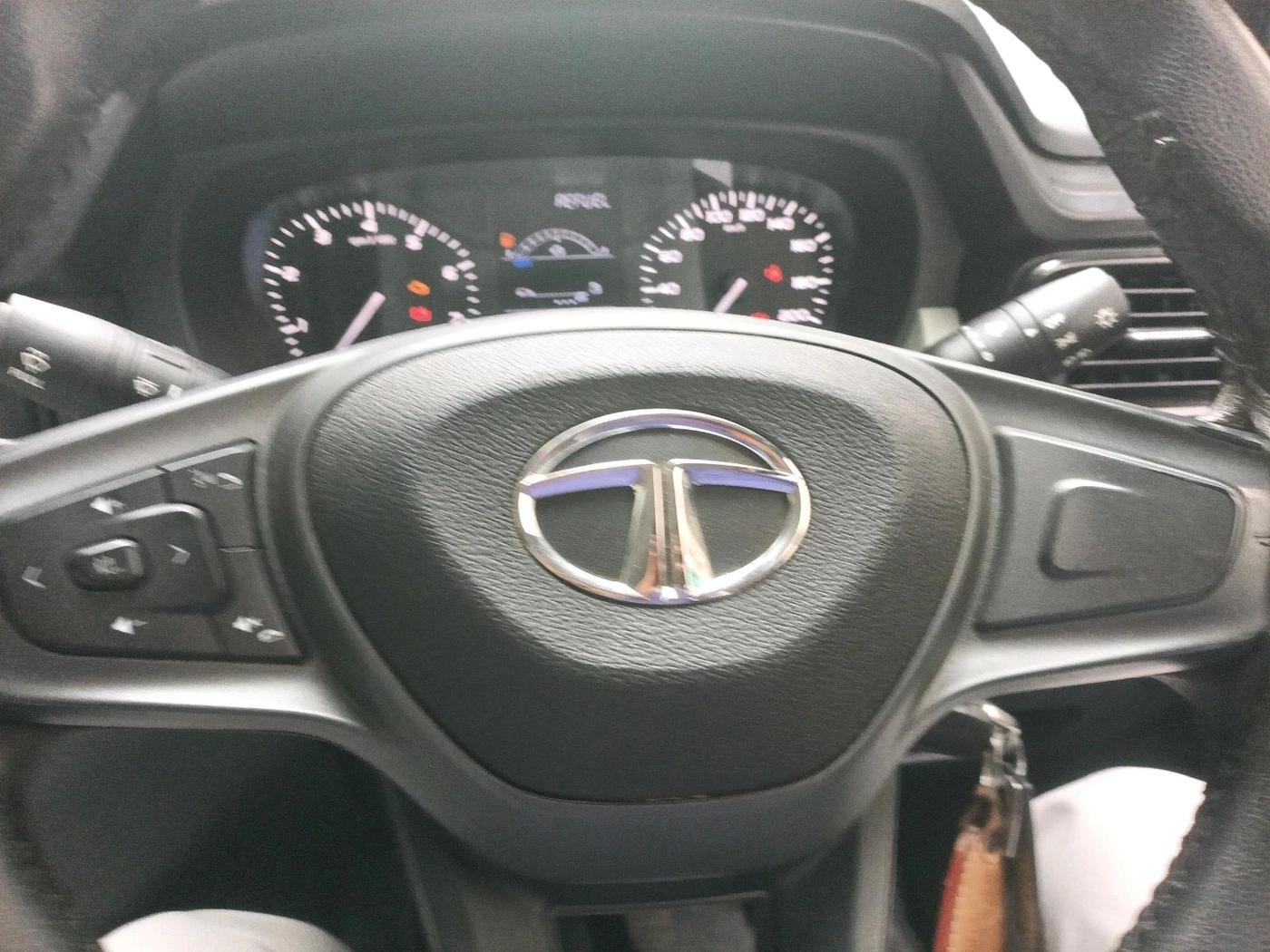 2021 Tata PUNCH ADVENTURE MT, Petrol, Manual, 19,520 km, interior