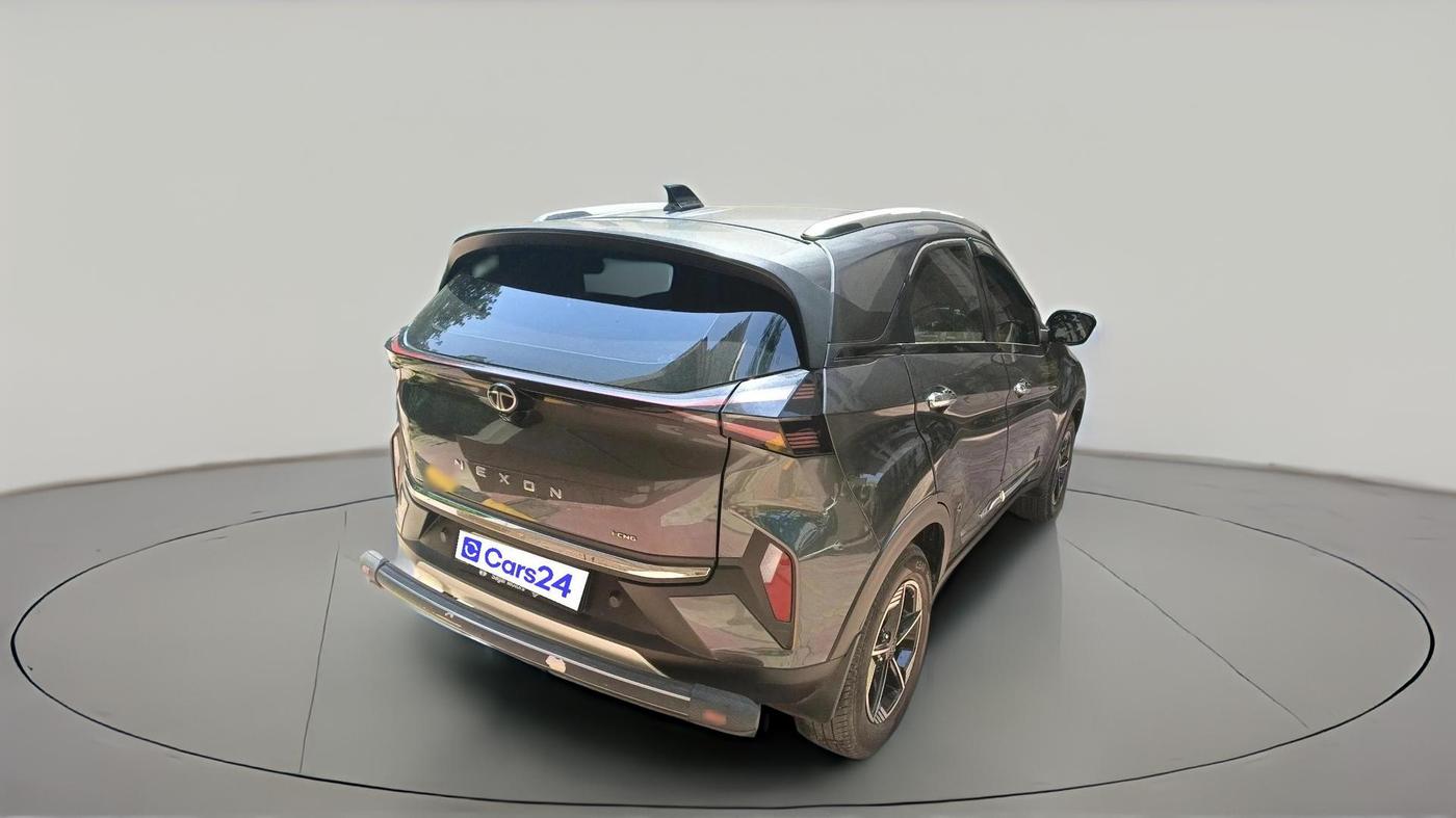 2025 Tata NEXON Creative Plus S CNG, CNG, Manual, 30,704 km, exterior