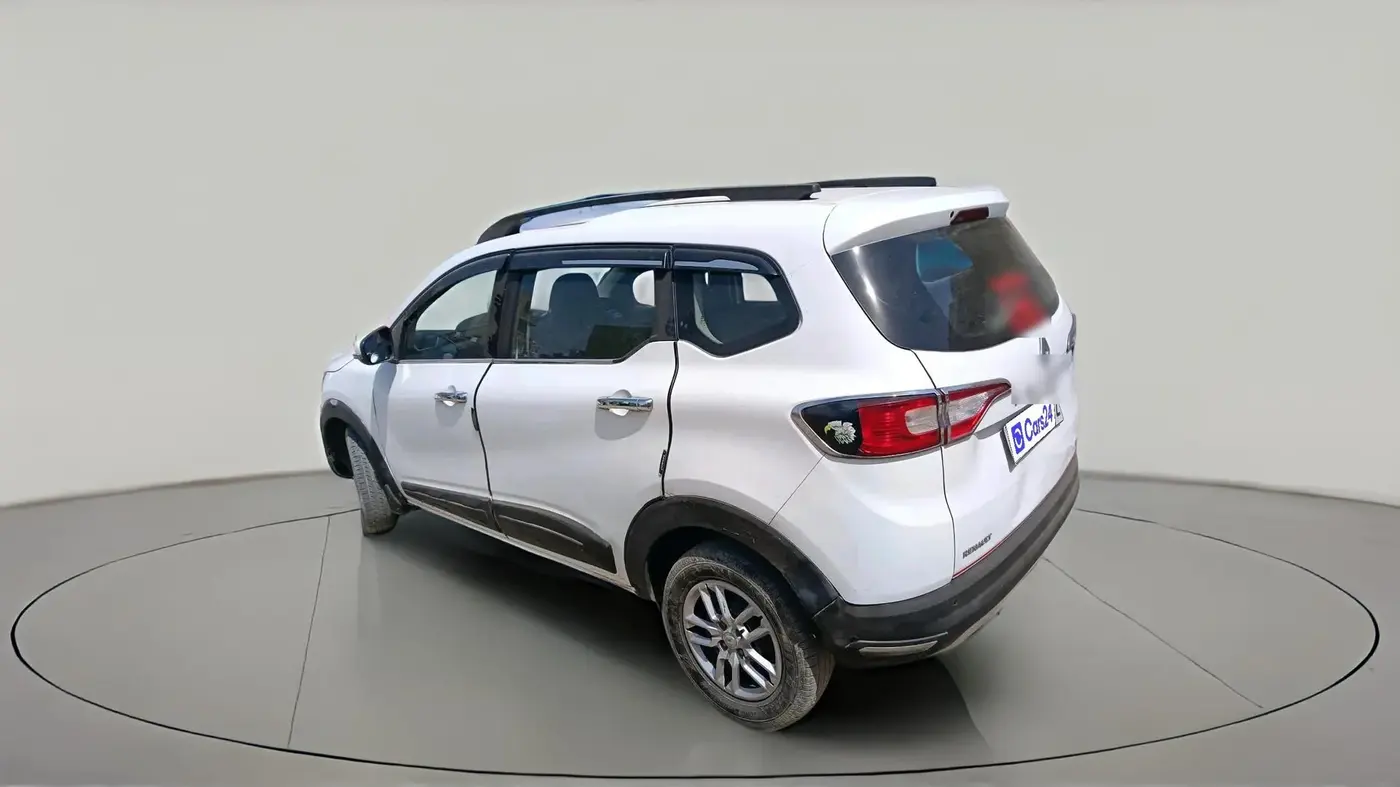2020 Renault TRIBER RXT, Petrol, Manual, 1,04,309 km, exterior