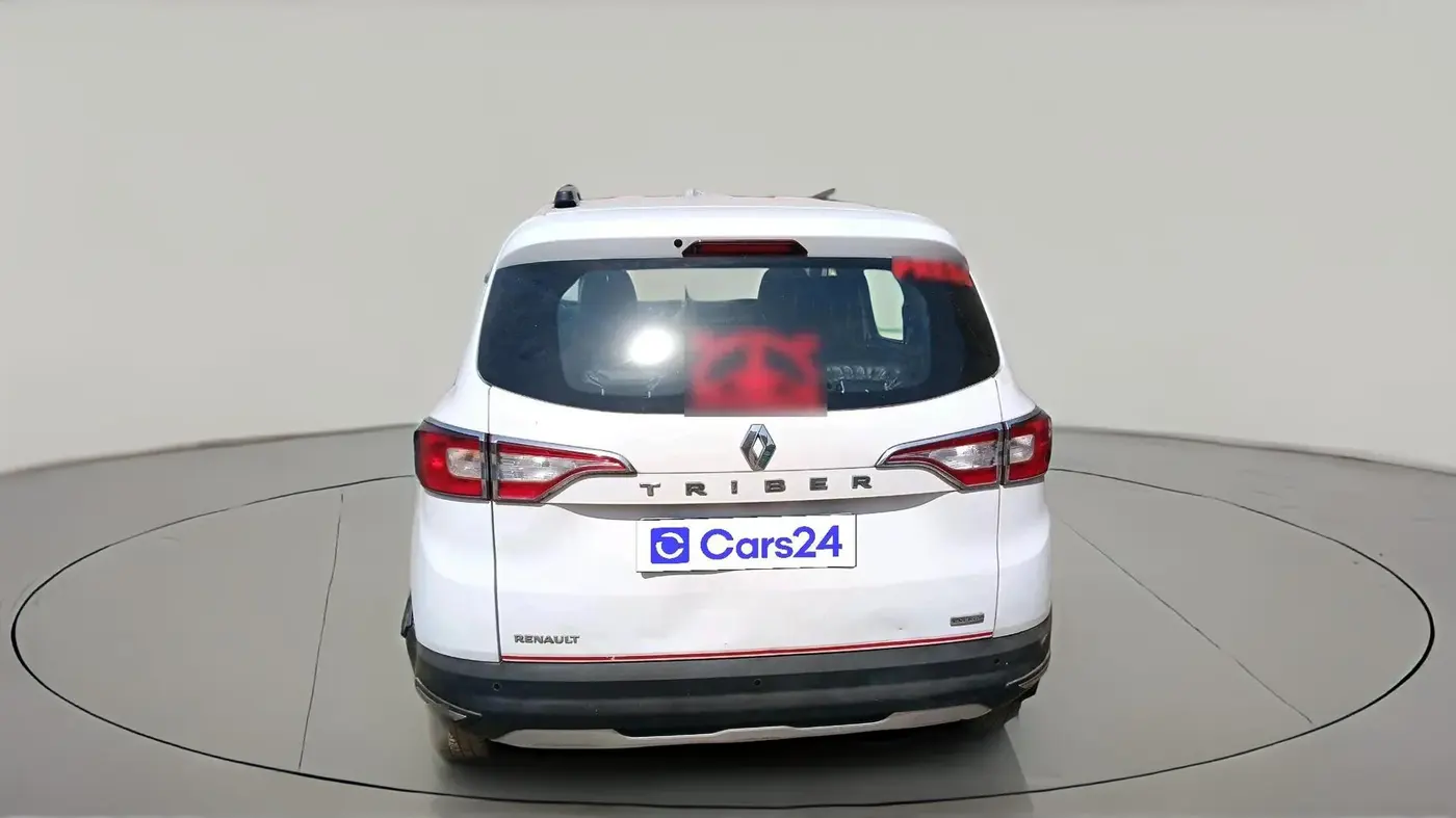 2020 Renault TRIBER RXT, Petrol, Manual, 1,04,309 km, exterior