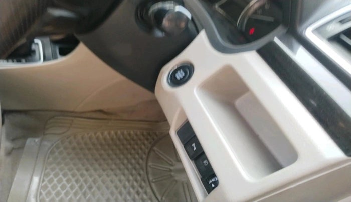 2015 Maruti Ciaz ZXI AT, Petrol, Automatic, 98,788 km, interior