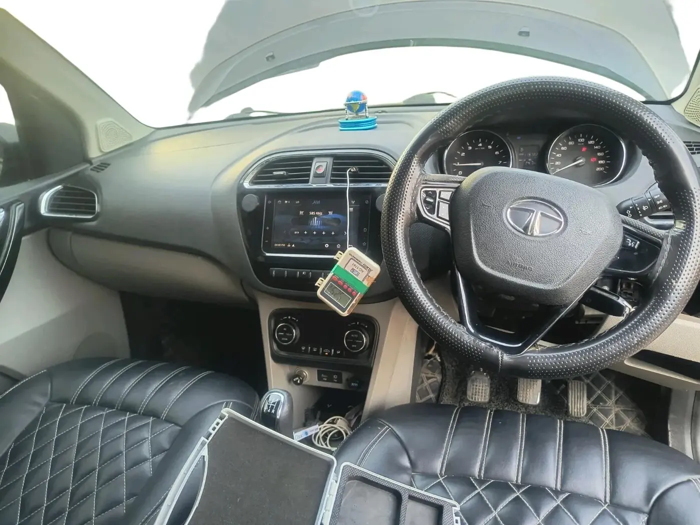 2019 Tata Tiago XZ PLUS DIESEL, Diesel, Manual, 1,19,723 km, interior