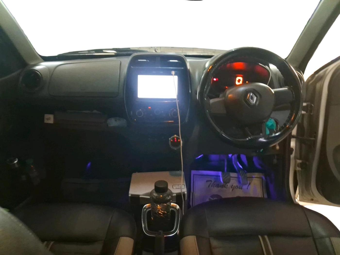 2016 Renault Kwid RXT 1.0 AMT, Petrol, Automatic, 79,885 km, interior