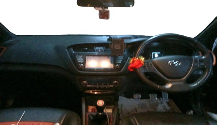 2016 Hyundai i20 Active 1.2 SX, Petrol, Manual, 38,129 km, interior