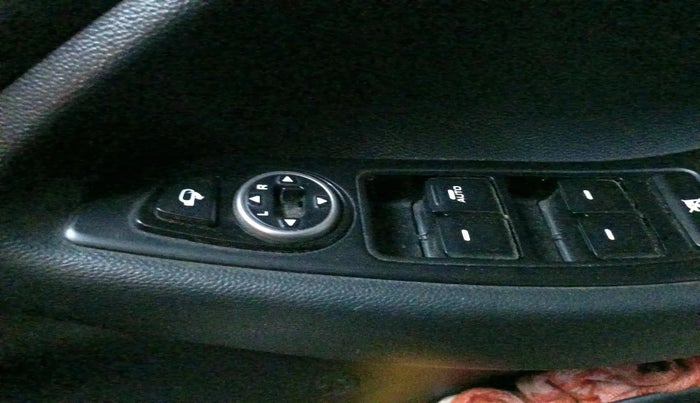 2016 Hyundai i20 Active 1.2 SX, Petrol, Manual, 38,129 km, interior