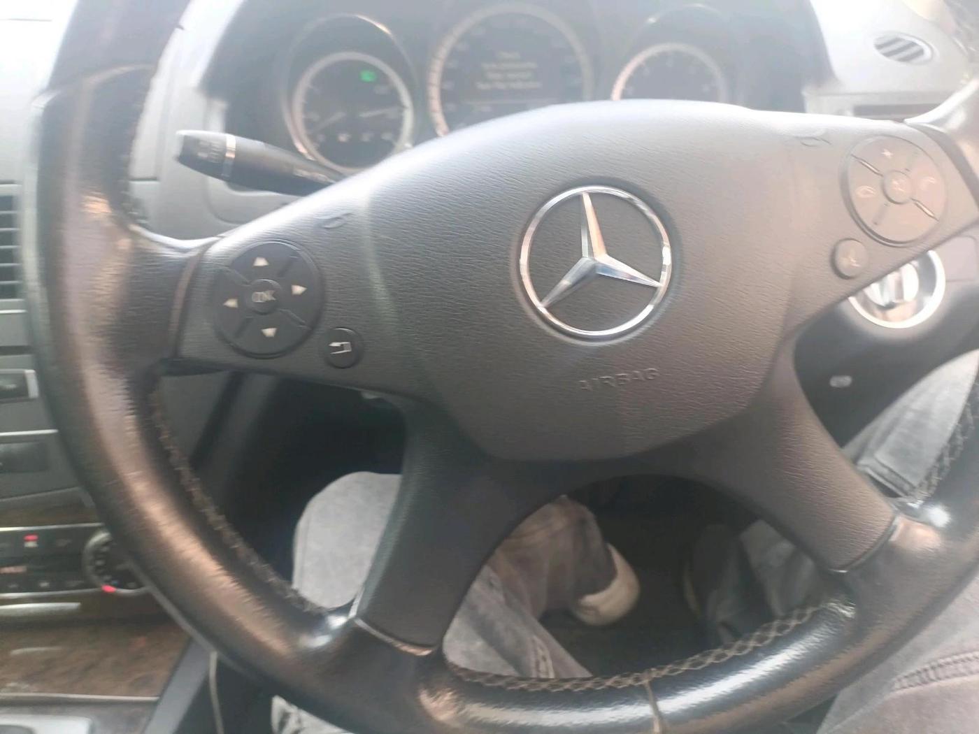 2011 Mercedes Benz C Class C 200 CGI ELEGANCE, Petrol, Automatic, 74,955 km, interior