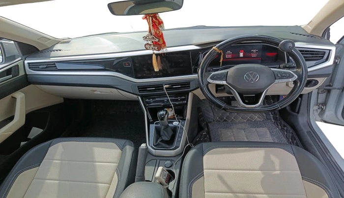 2022 Volkswagen VIRTUS TOPLINE TSI 1.0 AT, Petrol, Automatic, 69,187 km, interior
