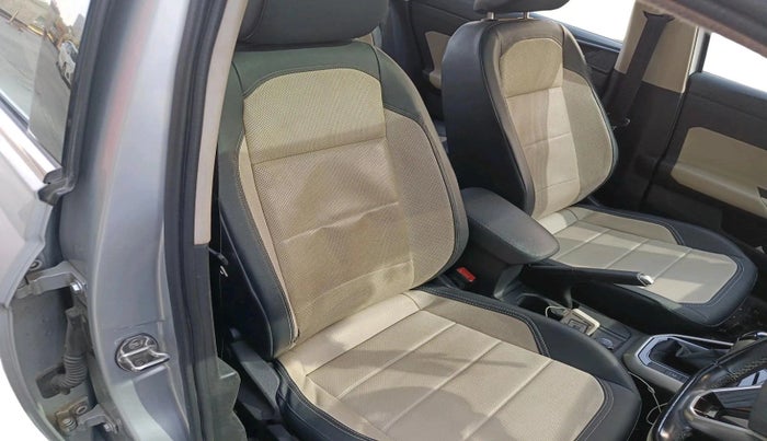 2022 Volkswagen VIRTUS TOPLINE TSI 1.0 AT, Petrol, Automatic, 69,187 km, interior