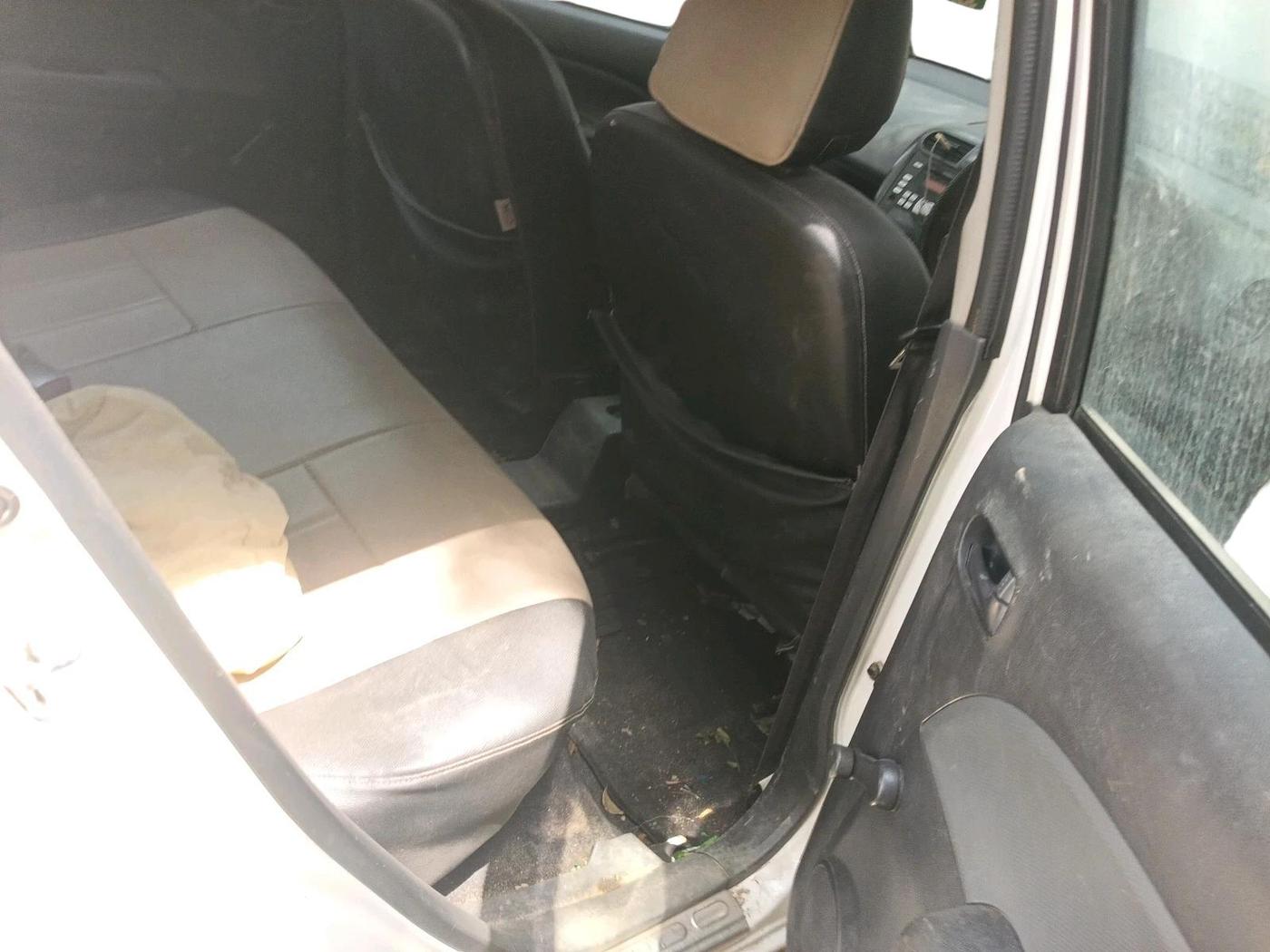 2014 Maruti Ritz LXI, Petrol, Manual, 82,581 km, interior