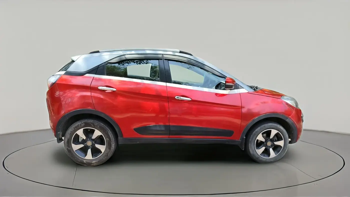 2018 Tata NEXON XZ PLUS DIESEL DUAL TONE, Diesel, Manual, 1,64,149 km, exterior