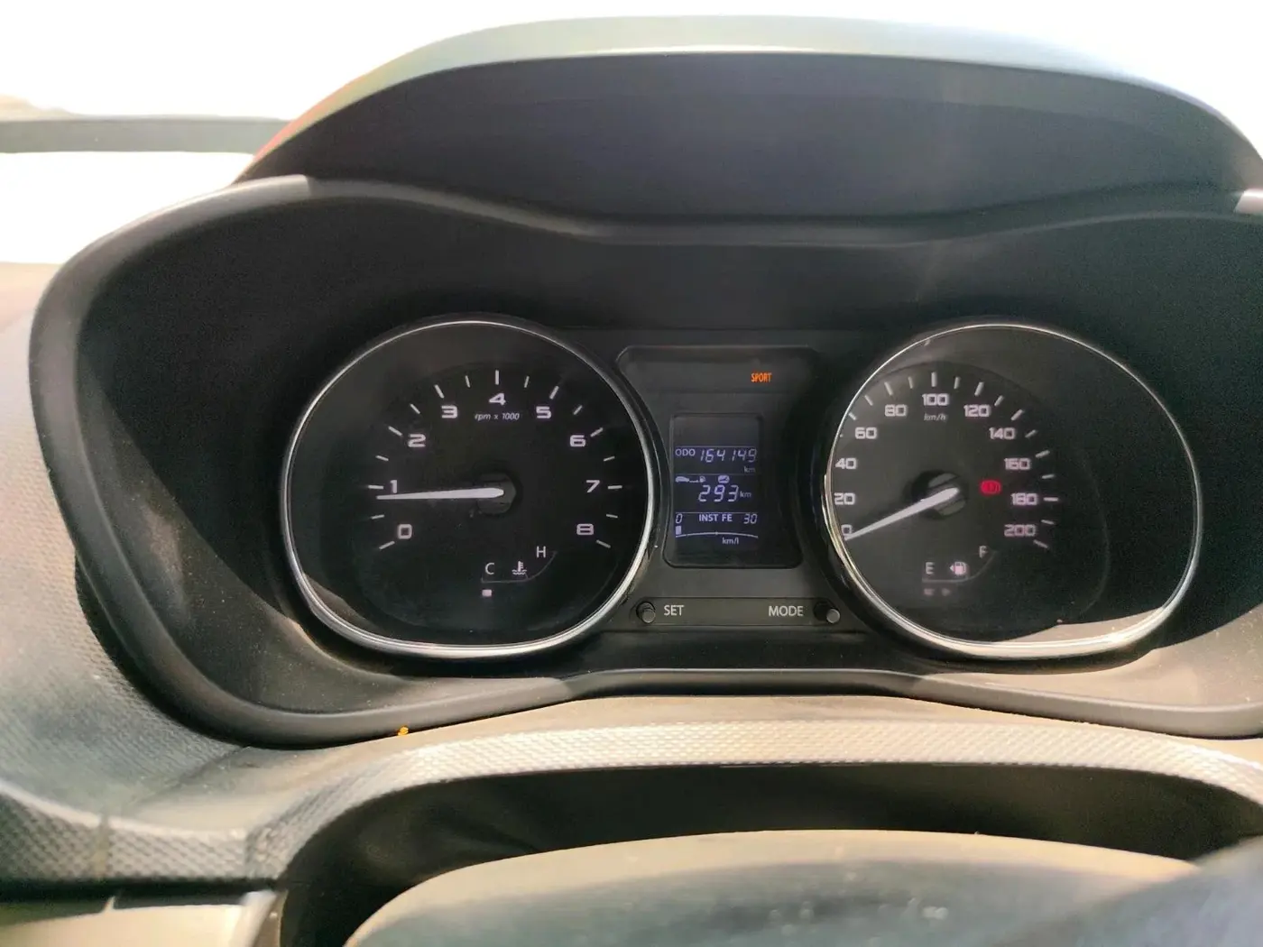 2018 Tata NEXON XZ PLUS DIESEL DUAL TONE, Diesel, Manual, 1,64,149 km, interior