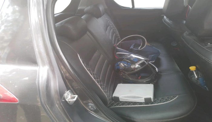 2015 Maruti Swift VXI, Petrol, Manual, 1,10,132 km, interior