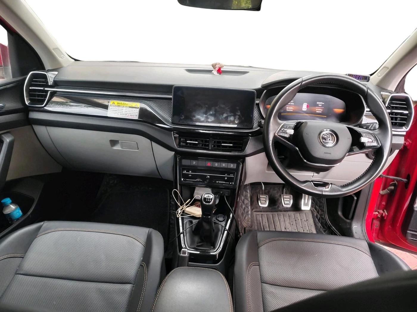 2024 Skoda KUSHAQ STYLE 1.5L TSI MT, Petrol, Manual, 53,652 km, interior