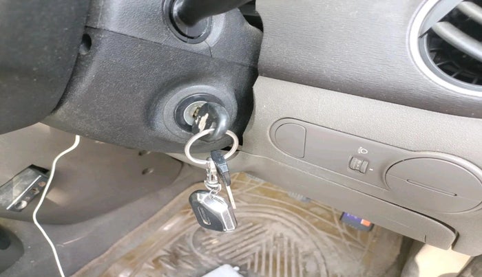 2011 Hyundai i10 ERA 1.1, Petrol, Manual, 1,05,404 km, interior