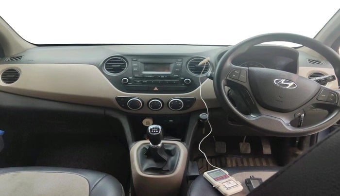 2016 Hyundai Grand i10 SPORTZ 1.2 KAPPA VTVT, Petrol, Manual, 64,176 km, interior