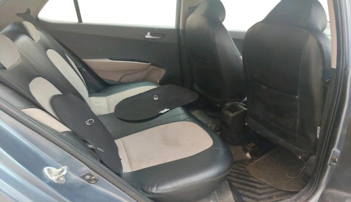 2016 Hyundai Grand i10 SPORTZ 1.2 KAPPA VTVT, Petrol, Manual, 64,176 km, interior