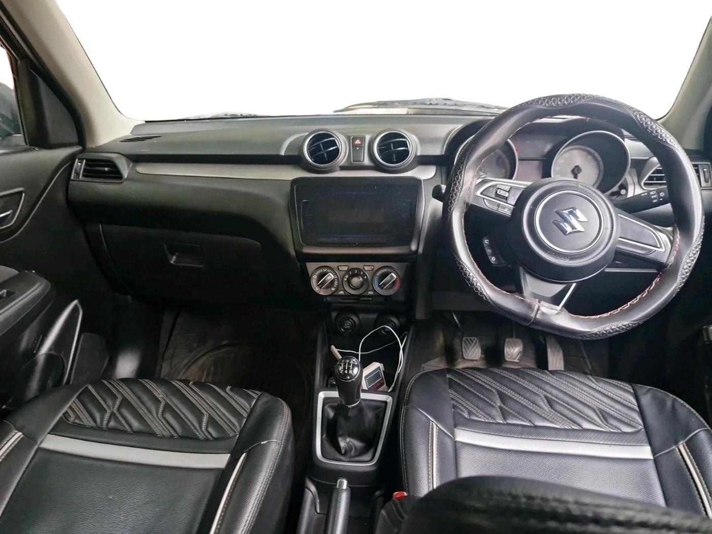2022 Maruti Swift VXI, Petrol, Manual, 52,468 km, interior
