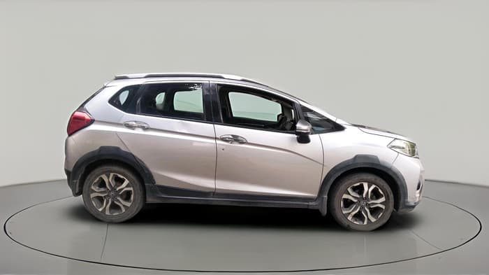 2017 Honda WR-V 1.5L I-DTEC VX MT, Diesel, Manual, 85,340 km, exterior