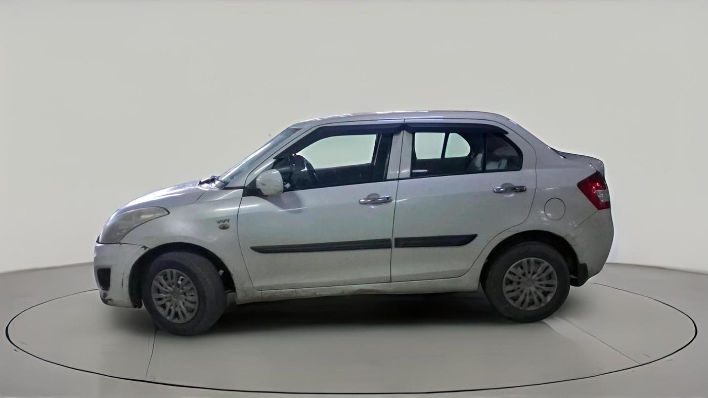 2013 Maruti Swift Dzire LXI, CNG, Manual, 1,30,568 km, exterior
