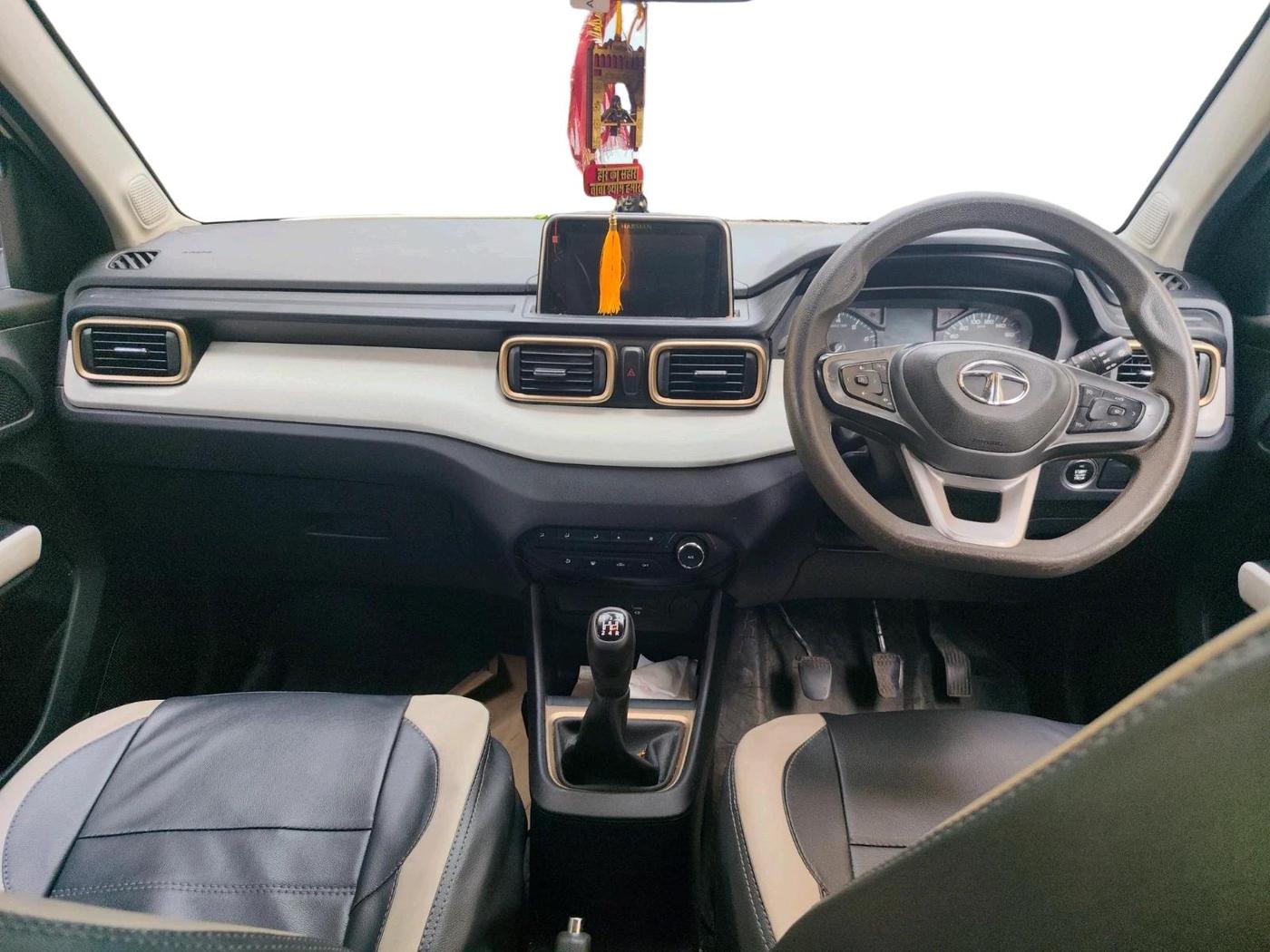 2021 Tata PUNCH ACCOMPLISHED MT, Petrol, Manual, 61,648 km, interior