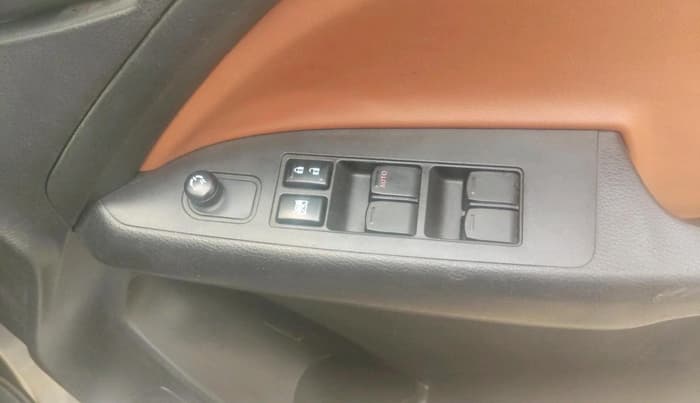 2024 Maruti BREZZA LXI S- CNG, CNG, Manual, 13,905 km, interior
