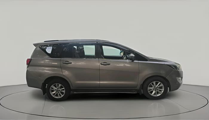 2018 Toyota Innova Crysta 2.4 G 7 STR, Diesel, Manual, 1,88,142 km, exterior