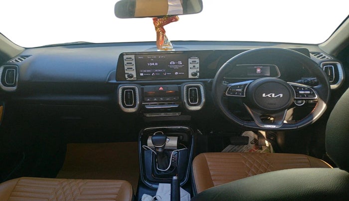 2024 KIA SONET 	 HTX 1.0 TURBO DCT, Petrol, Automatic, 17,600 km, interior