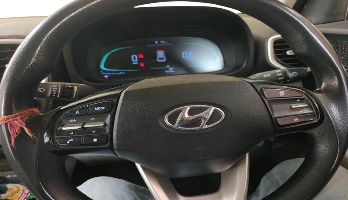 2023 Hyundai VENUE S 1.2, Petrol, Manual, 70,184 km, interior
