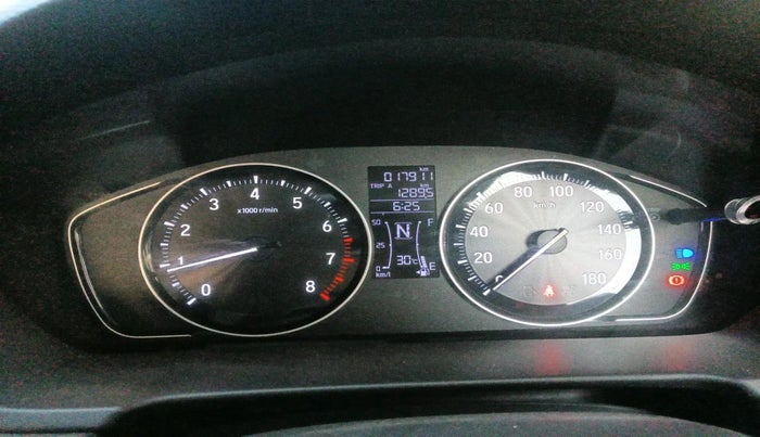 2022 Honda Amaze 1.2L I-VTEC VX CVT, Petrol, Automatic, 17,911 km, interior