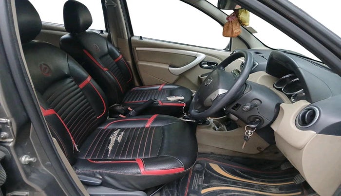 2016 Nissan Terrano XL (D), Diesel, Manual, 1,15,409 km, interior