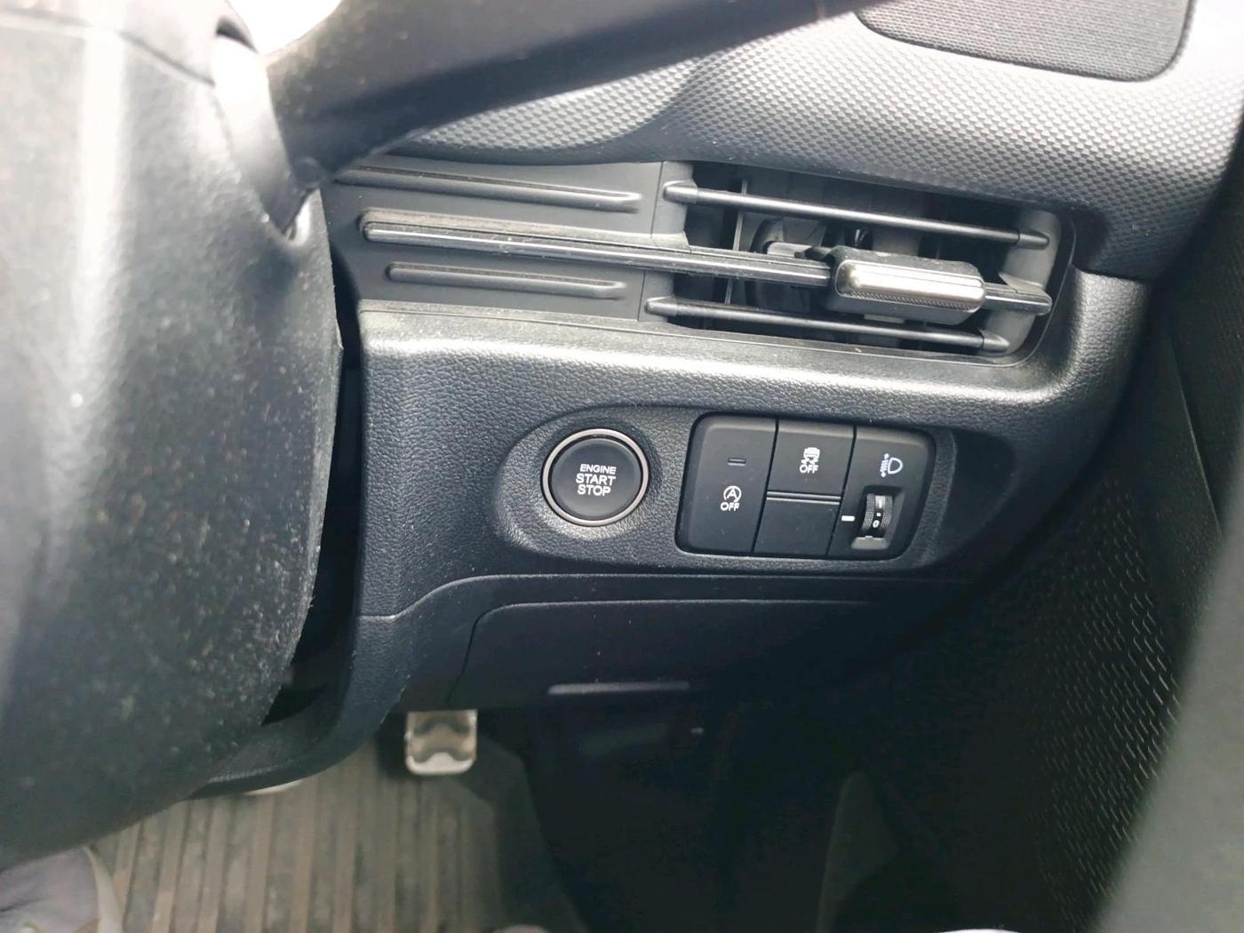 2025 Hyundai Creta S (O) 1.5 Petrol Knight Edition, Petrol, Manual, 8,162 km, interior