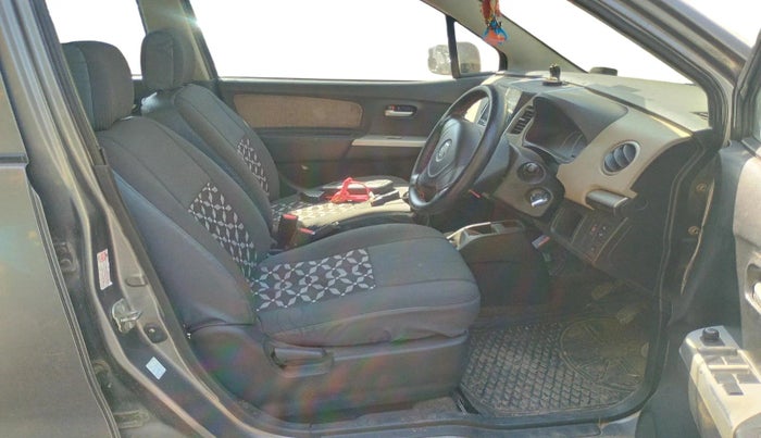 2013 Maruti Wagon R 1.0 VXI, Petrol, Manual, 1,04,879 km, interior