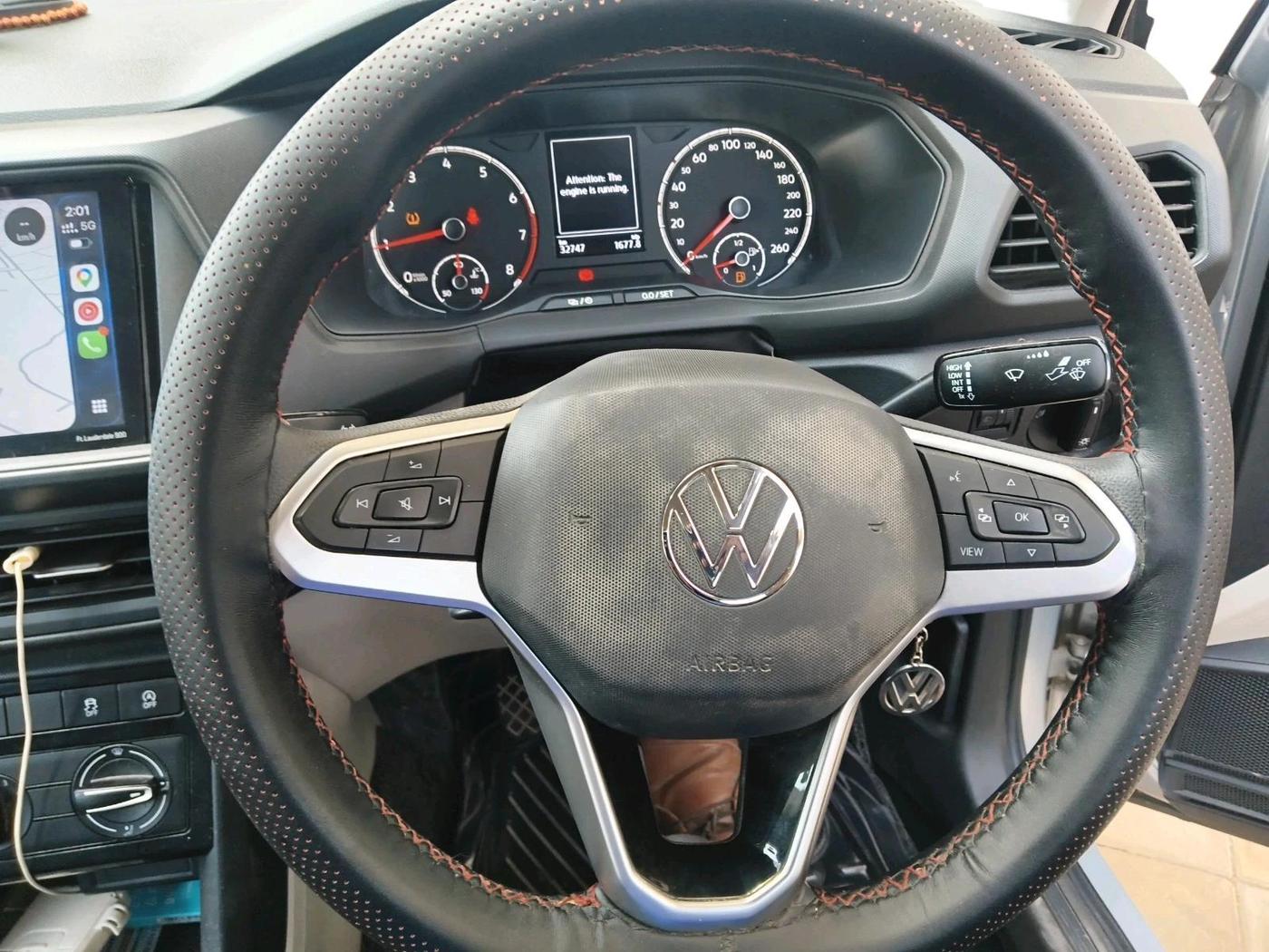 2024 Volkswagen TAIGUN COMFORTLINE 1.0 TSI MT, Petrol, Manual, 32,747 km, interior