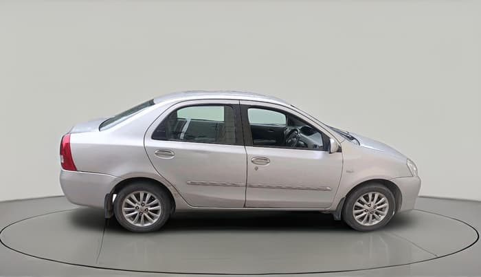 2011 Toyota Etios V, Petrol, Manual, 1,23,169 km, exterior