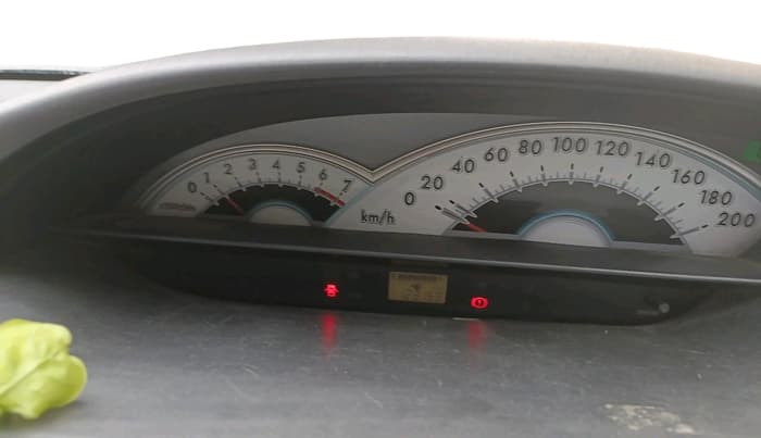 2011 Toyota Etios V, Petrol, Manual, 1,23,169 km, interior