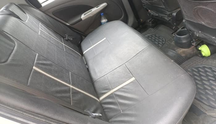 2011 Toyota Etios V, Petrol, Manual, 1,23,169 km, interior